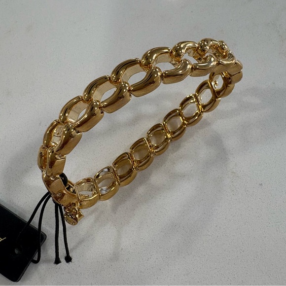 Ann Taylor Gold Cuban Link Stretch Bracelet - Picture 7 of 7